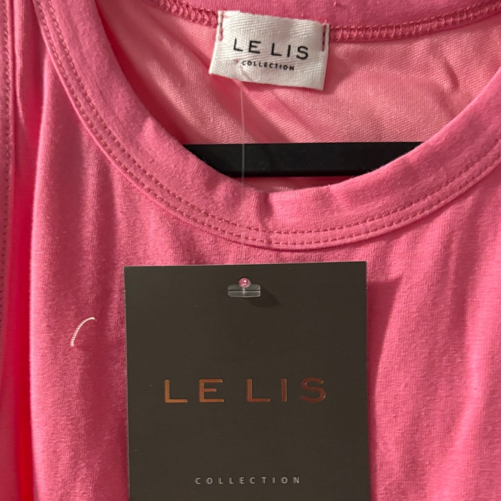 Le Lis Vibrant Pink Sleeveless Maxi Dress - Picture 2 of 3